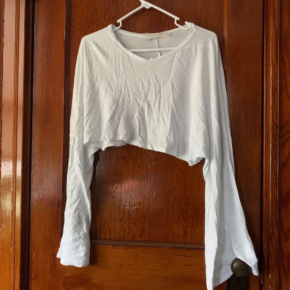 Flowy White Croptop